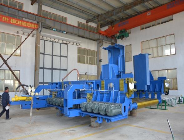 機上輥道及側導板