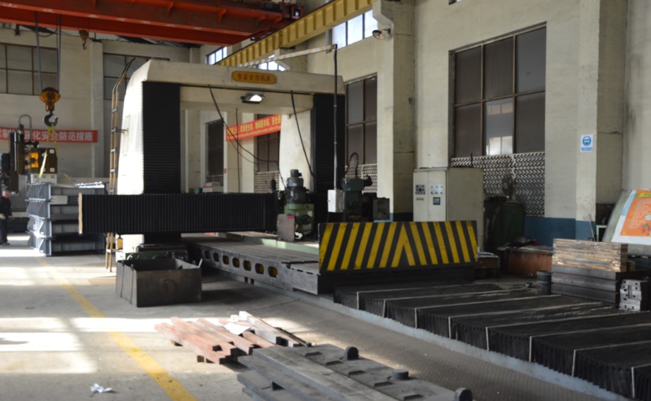 B2025-10M龍門(mén)銑床