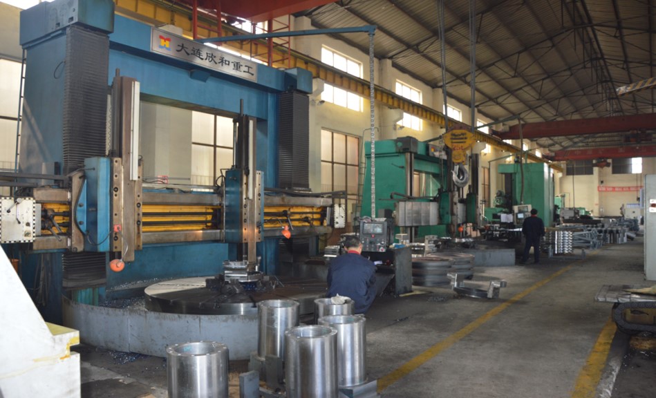 立式車(chē)床加工區(qū)